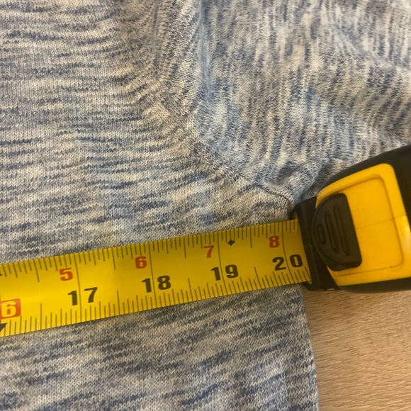 Men’s Old Navy Sweater - Medium - Picture 6 of 6